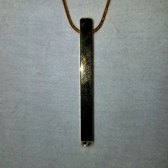 ✅1018 NWOT RARE Worthington Logo Gold 31" Necklace - Picture 4 of 16